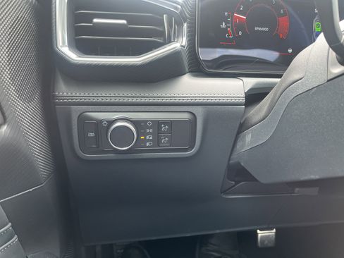 Used 2025 Ford Mustang Premium image 24