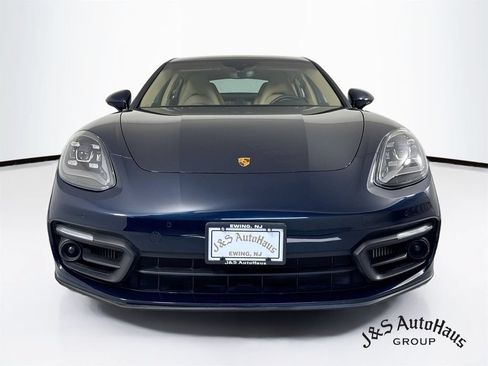 Used 2023 Porsche Panamera 4 Platinum Edition AWD/4WD image 2