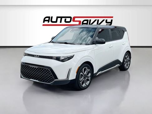 Used 2025 Kia Soul EX FWD image 3