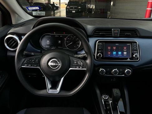 Used 2025 Nissan Versa SV w/ Trunk Package image 13