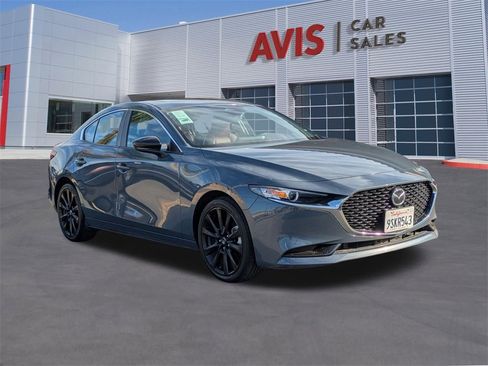 Used 2025 MAZDA MAZDA3 s image 3