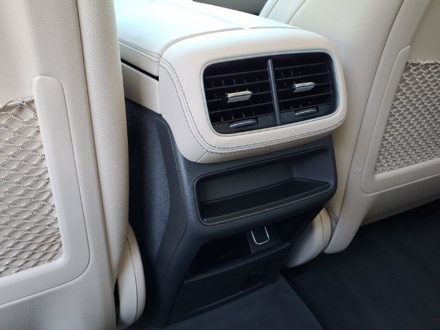 Used 2020 Mercedes-Benz GLE 350 image 19