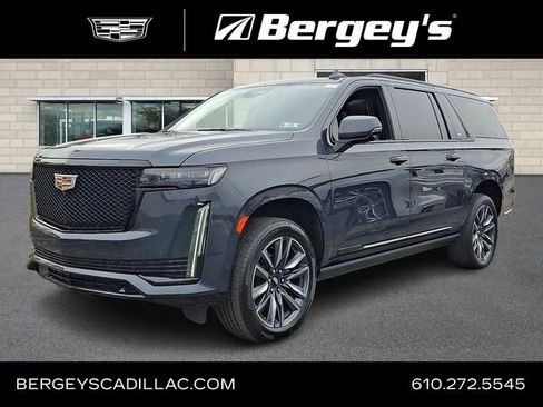 Used 2022 Cadillac Escalade ESV Sport w/ Touring Package image 1