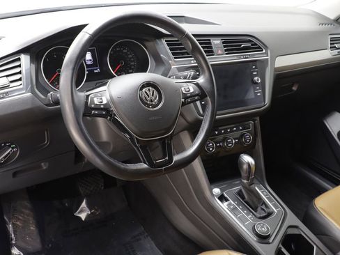 Used 2019 Volkswagen Tiguan SE AWD/4WD image 7