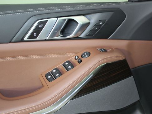 New 2026 BMW X5 xDrive50e w/ M Sport Package image 23