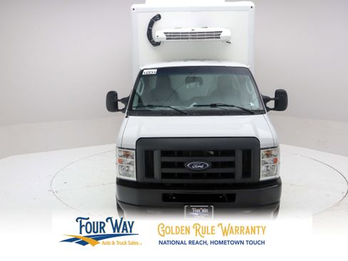 Used 2023 Ford E-350 and Econoline 350 Super Duty w/ Power Windows & Locks Group RWD image 8