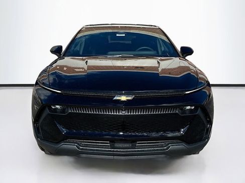 New 2026 Chevrolet Equinox EV LT image 4