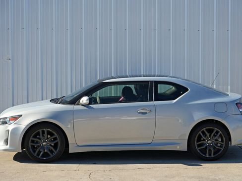 Used 2014 Scion tC 10 Series image 35