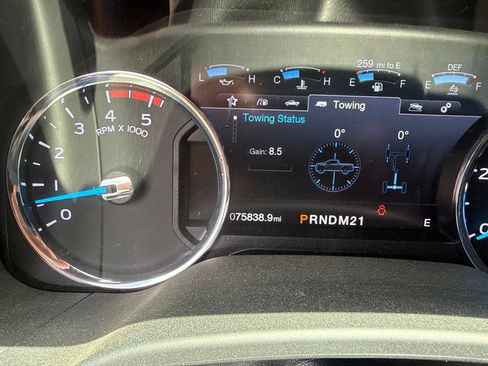 Used 2019 Ford F350 Platinum w/ Platinum Ultimate Package AWD/4WD image 24