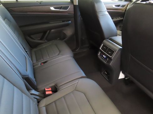 New 2026 Volkswagen Atlas SEL image 27