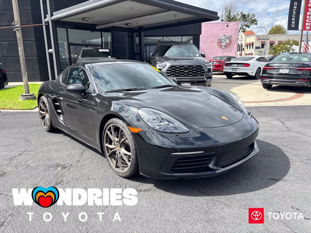 Used 2021 Porsche 718 Cayman RWD image 1