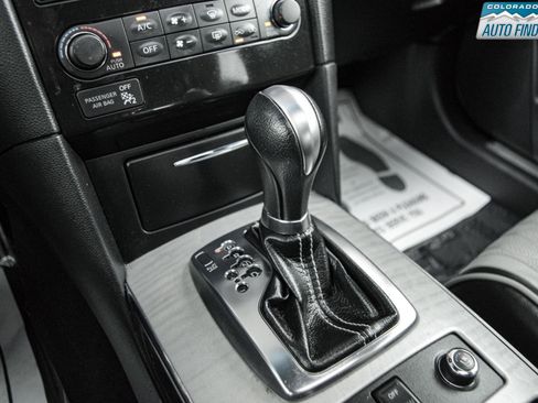 Used 2017 INFINITI QX70 AWD w/ Limited Package image 19