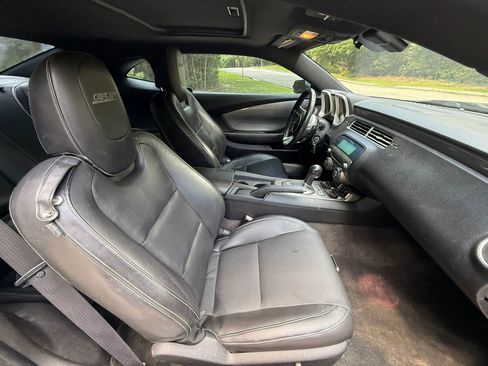 Used 2010 Chevrolet Camaro SS w/ RS Package RWD image 16