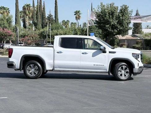 Used 2025 GMC Sierra 1500 SLT RWD image 4