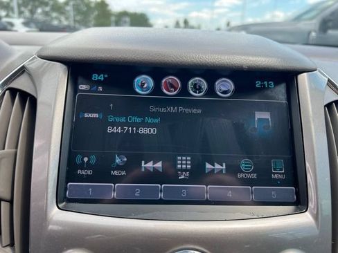 Used 2018 Chevrolet Cruze LT w/ Sun And Sound Package FWD image 18
