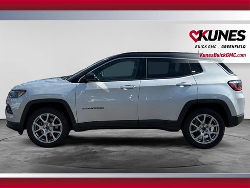 Used 2025 Jeep Compass Limited AWD/4WD image 6