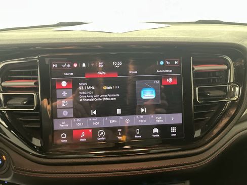 Used 2024 Dodge Durango GT image 18