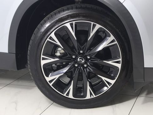 Used 2024 MAZDA CX-90 Plug-In Hybrid w/ Premium Pkg image 16