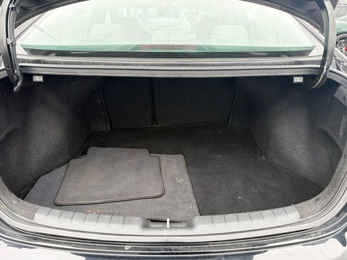 Used 2019 Hyundai Elantra SE FWD image 11
