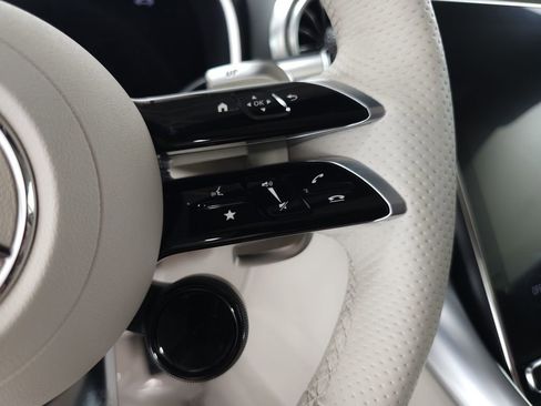 Used 2025 Mercedes-Benz SL 55 AMG 4MATIC image 14