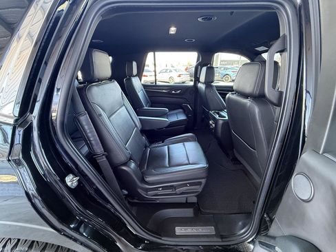 Used 2022 GMC Yukon Denali image 35