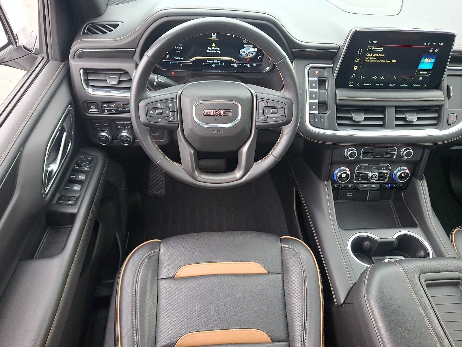 Used 2022 GMC Yukon AT4 AWD/4WD image 12