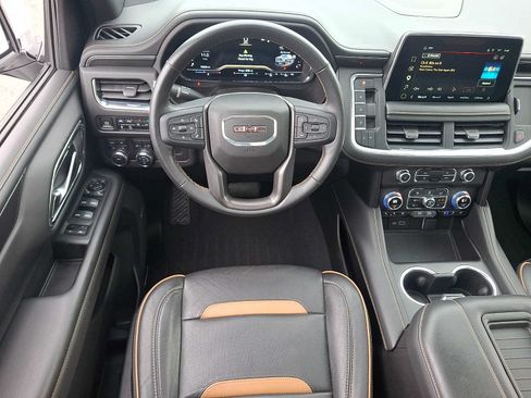 Used 2022 GMC Yukon AT4 AWD/4WD image 12