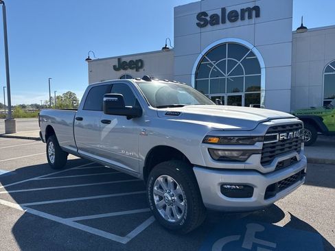 New 2026 RAM 2500 Big Horn AWD/4WD image 2