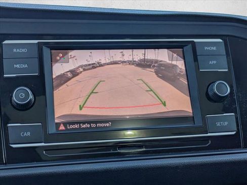 Used 2019 Volkswagen Jetta SE image 14