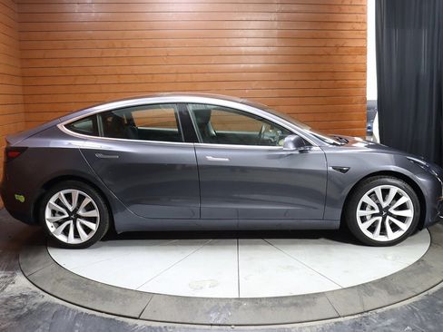 Used 2020 Tesla Model 3 Long Range image 59