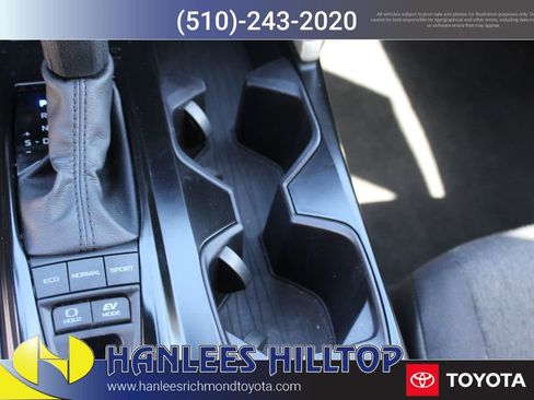 Used 2025 Toyota Camry LE FWD image 19