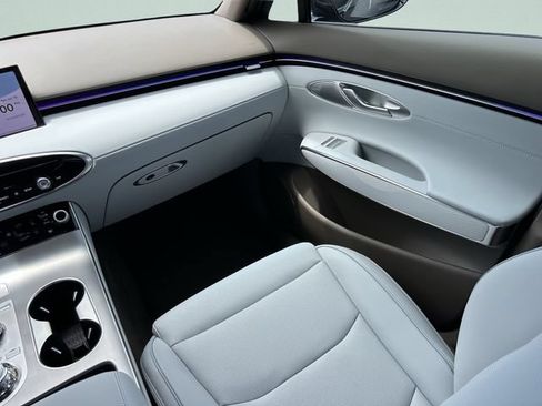 New 2026 Genesis GV70 2.5T Advanced AWD/4WD image 21