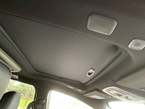 New 2026 Toyota Sienna Platinum AWD/4WD image 19