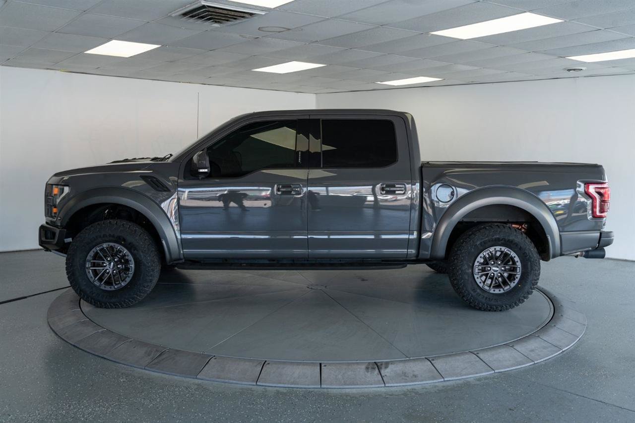 Used 2020 Ford F150 Raptor w/ Equipment Group 802A Luxury AWD/4WD image 4