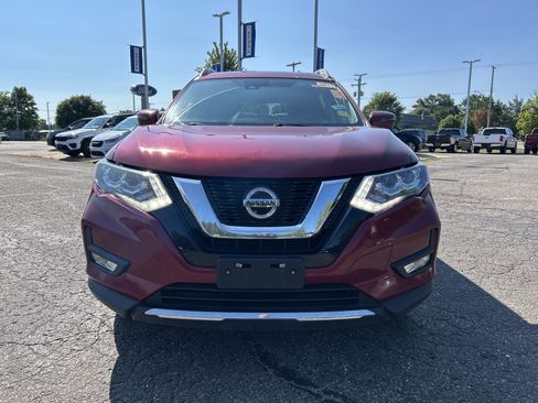 Used 2019 Nissan Rogue SL AWD/4WD image 9