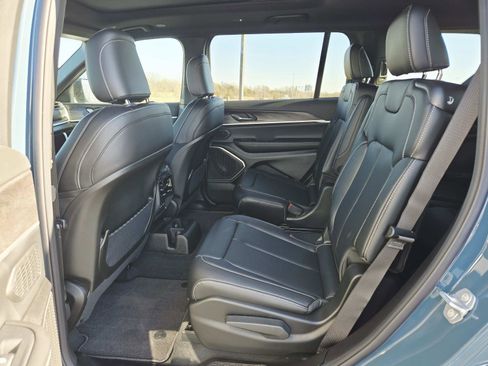 New 2026 Jeep Grand Cherokee L Limited image 13