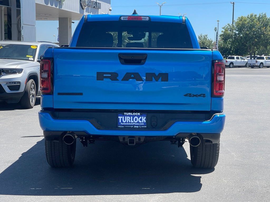 New 2026 RAM 1500 Big Horn AWD/4WD image 3