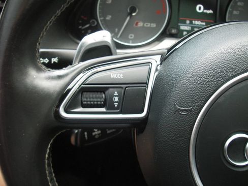 Used 2015 Audi SQ5 Premium Plus w/ Technology Package AWD/4WD image 18