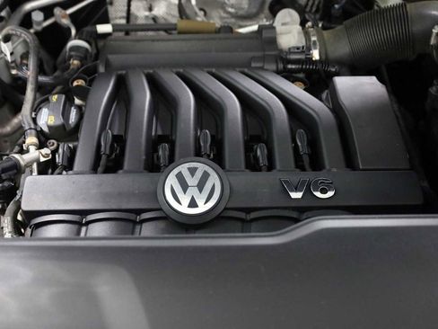 Used 2021 Volkswagen Atlas SEL Premium image 39