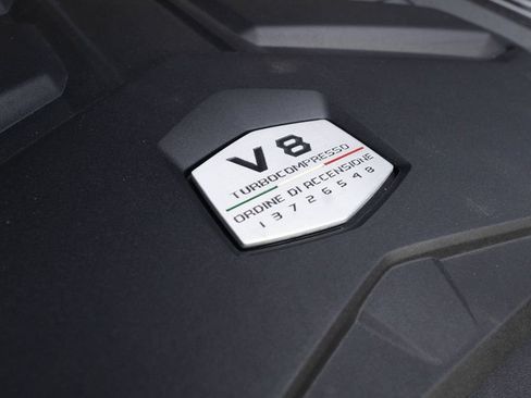 Used 2022 Lamborghini Urus AWD/4WD image 63