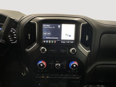 Used 2021 GMC Sierra 1500 AT4 w/ Technology Package AWD/4WD image 13