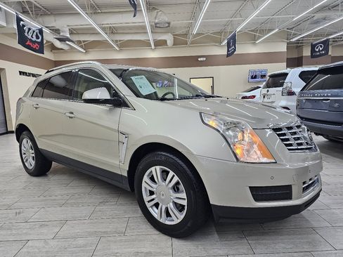 Used 2015 Cadillac SRX Luxury w/ Driver Awareness Package image 5