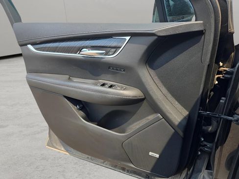 Used 2020 Cadillac XT6 Premium Luxury AWD/4WD image 14