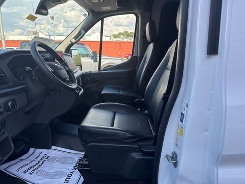 New 2025 Ford Transit 150 148 Medium Roof w/ Load Area Protection Package image 27