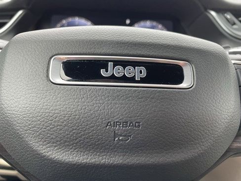 New 2025 Jeep Grand Cherokee Limited w/ Trailer Tow Package image 18