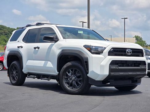 Used 2025 Toyota 4Runner SR5 AWD/4WD image 1