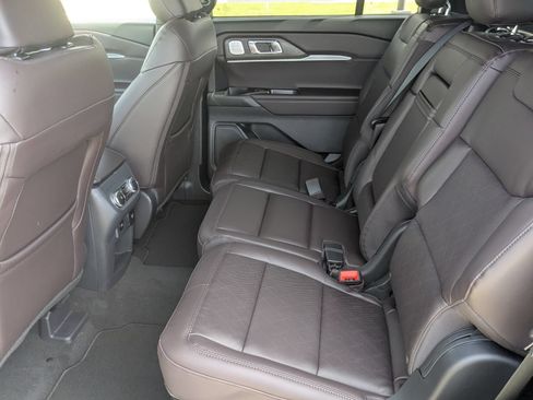 New 2026 Ford Explorer Platinum AWD/4WD image 31
