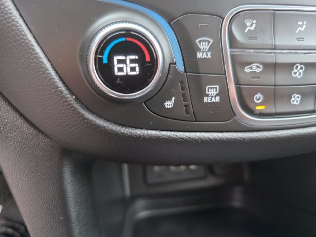 Used 2022 Chevrolet Equinox LT AWD/4WD image 32