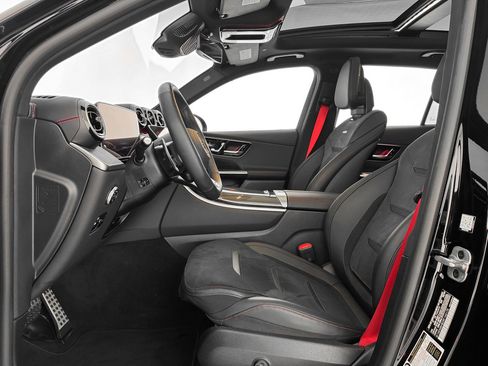 Used 2024 Mercedes-Benz GLC 43 AMG 4MATIC image 14