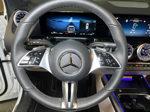 Certified 2025 Mercedes-Benz GLA 250 4MATIC image 22